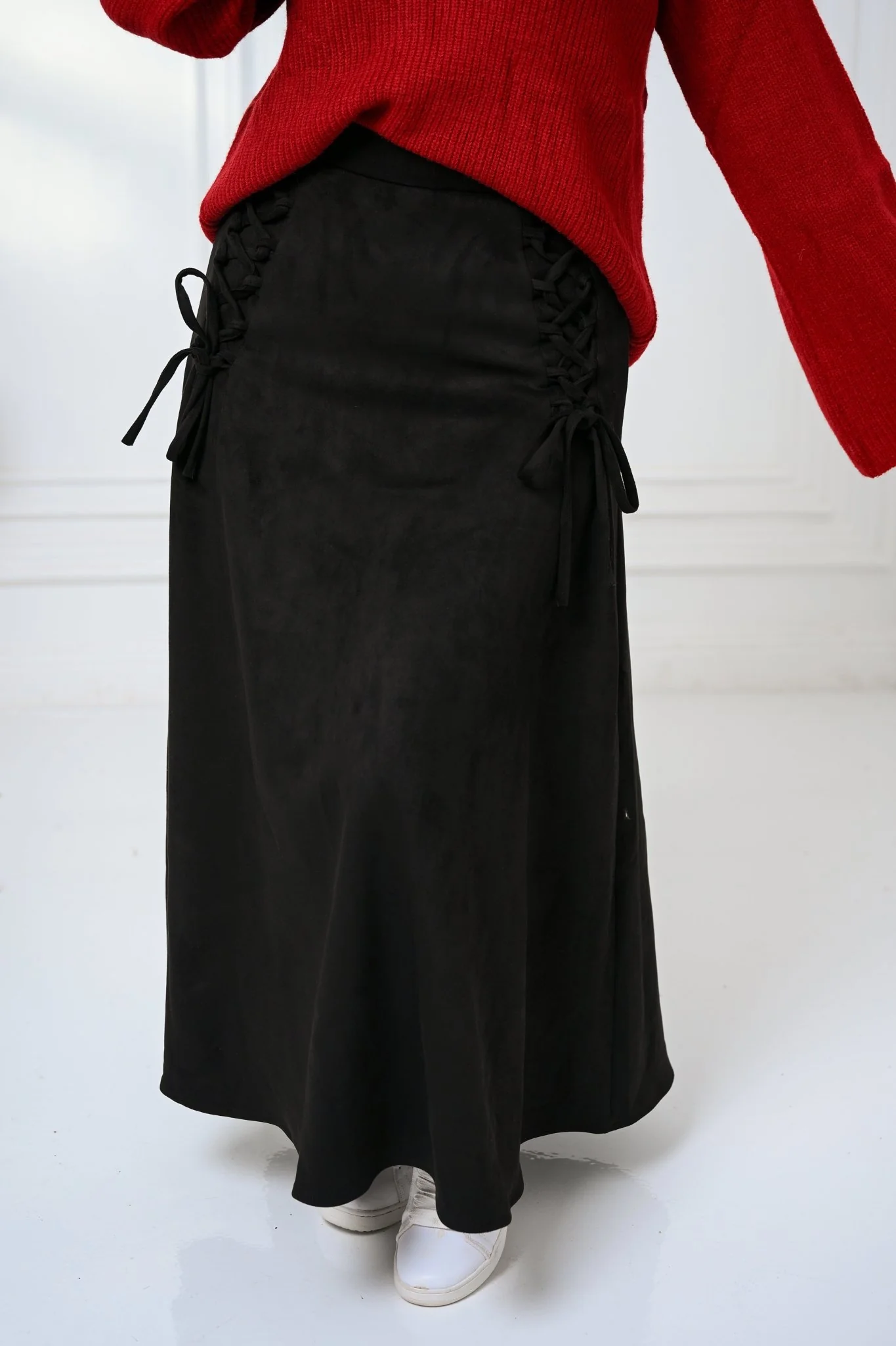 Velvet Grace Skirt - Image 3